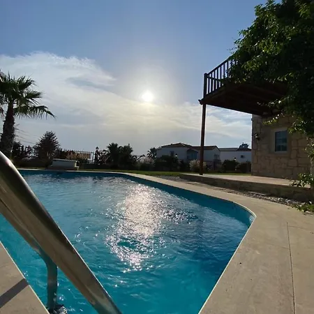 וילה Fantastic Private Villa- Lavanta - Lavender Villa מנבגט